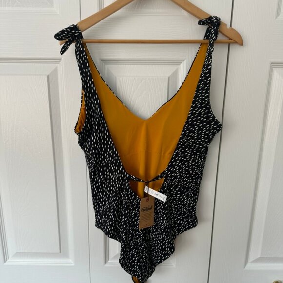 Far West Women's One Piece Swim Suit Black Print M BNWT - Picture 2 of 6